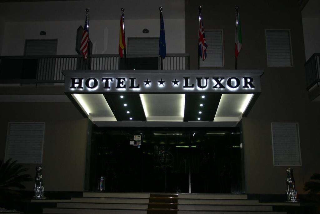 Hotel Luxor Casoria Εξωτερικό φωτογραφία